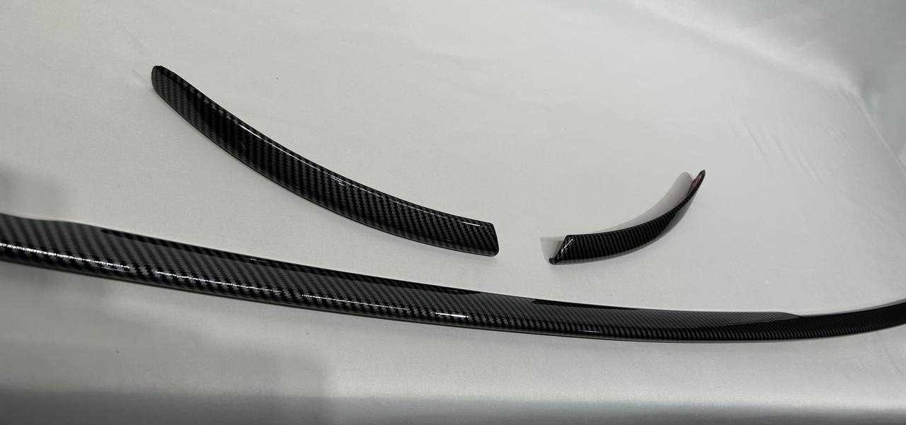 BYD M6 REAR TRIM STRIP