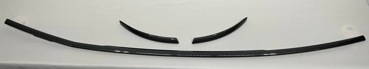 BYD M6 REAR TRIM STRIP
