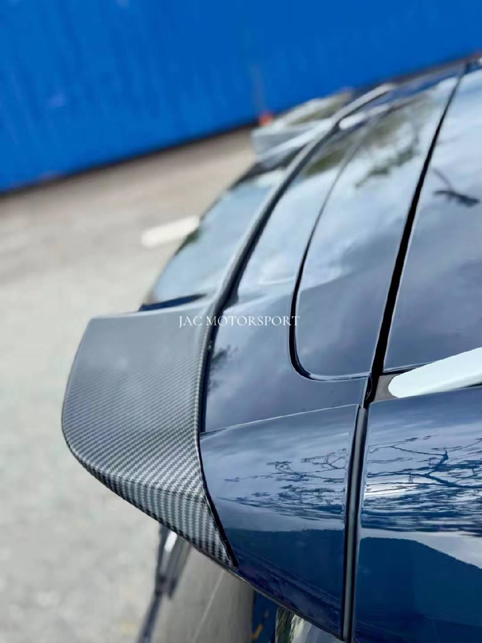 BYD M6 BODYKIT (WITH SPOILER)