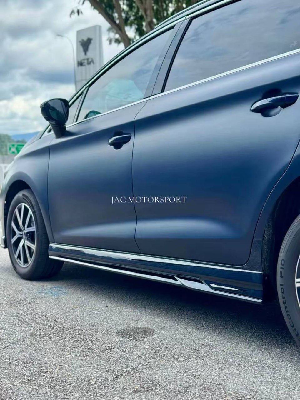 BYD M6 BODYKIT (WITH SPOILER)