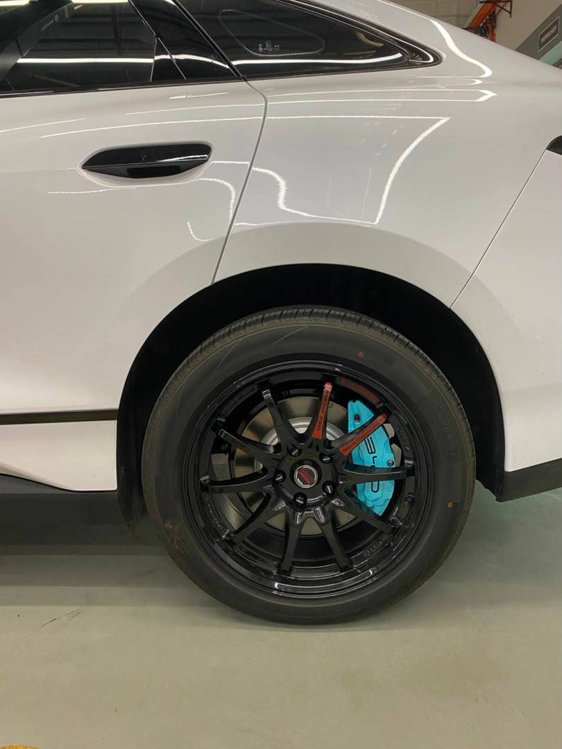 TESLA 3 HIGHLAND BRAKE CALIPER COVER
